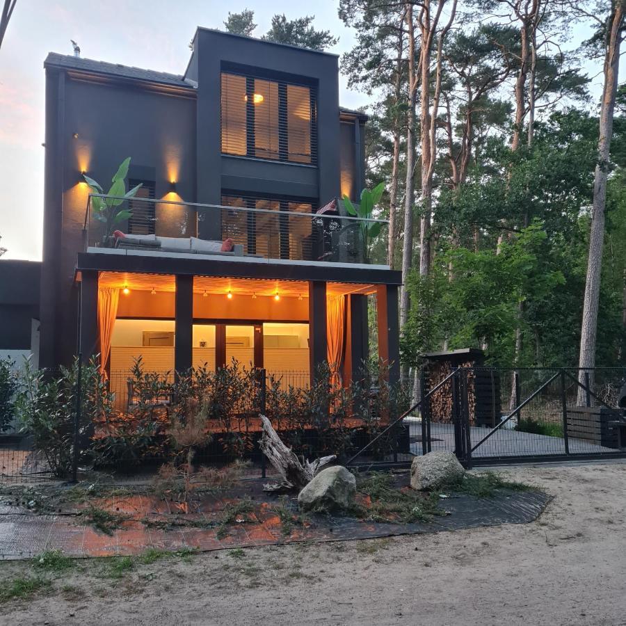 Czarna Perla Apartment Дзивновек Екстериор снимка
