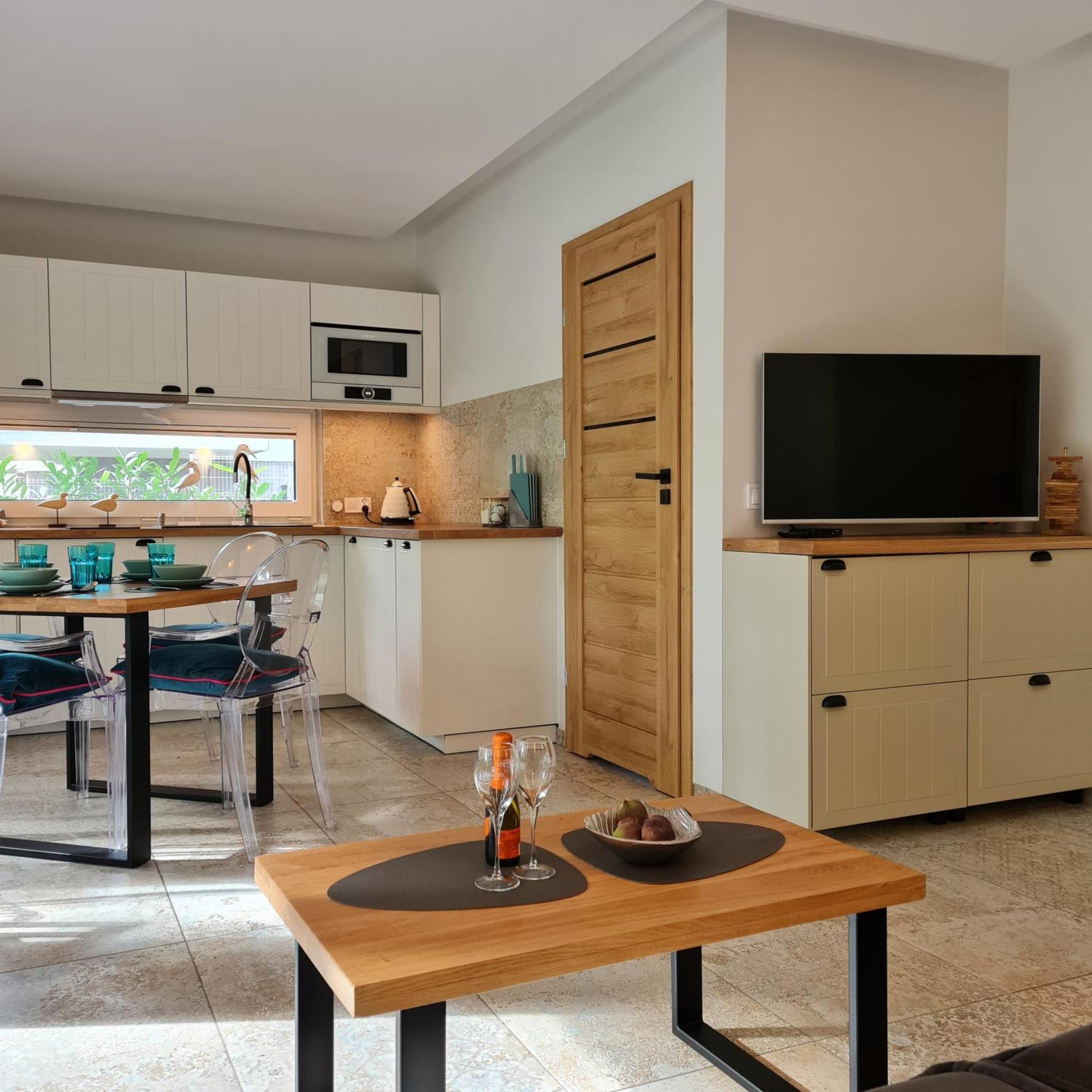 Czarna Perla Apartment Дзивновек Екстериор снимка